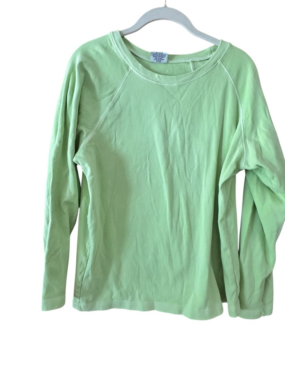 Soft soft soft 💯 cotton Light Green Long Sleeve Crewneck Top